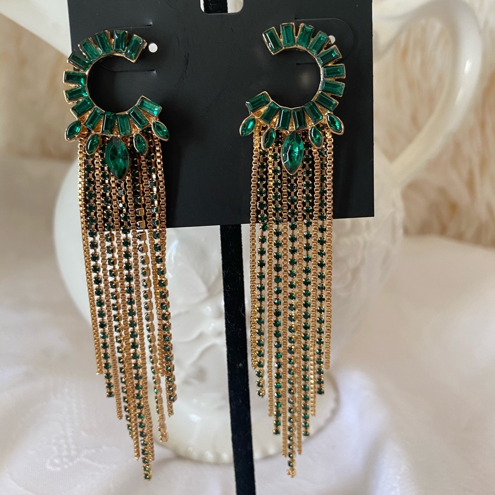 🆕 Gold-Tone Multi-Rhinestones fringe Earrings